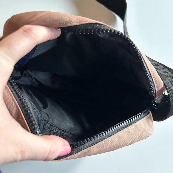 BAGGU Cocoa Light Brown Nylon Crossbody Camera Bag - Picture 8 of 9